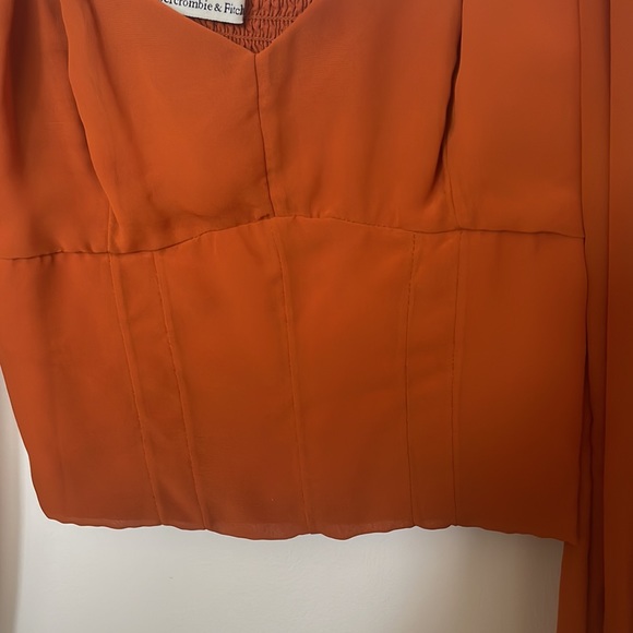 Orange blouse - Picture 2 of 4